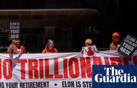 As billionaires’ wealth soars, US workers struggle: ‘The rich keep getting richer for no good reason’ | US income inequality