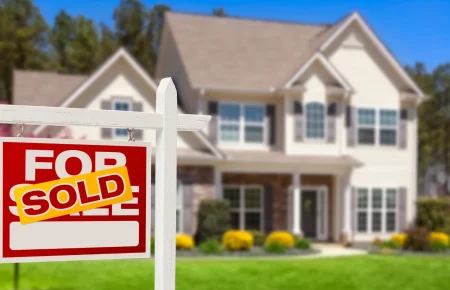 Sales are up and listings are shrinking. Is now the time to buy a home in Toronto?