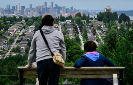 The prolonged Iran war is keeping the housing market stagnant