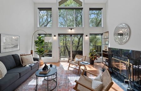 Playter Estates townhouse sells in one day 1,000 over asking