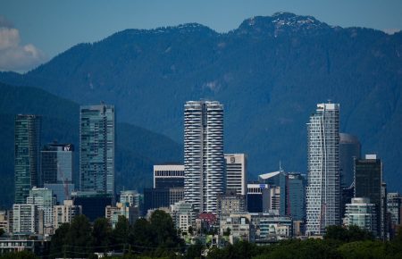 Condo developers are offering big discounts in exchange for signing NDAs