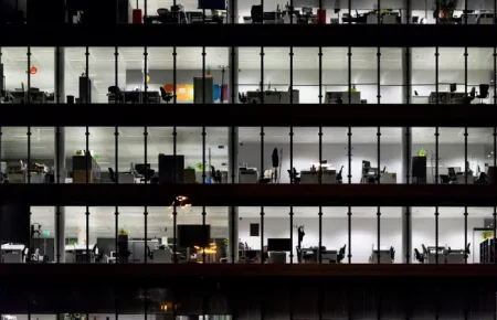 Execs grapple with AI’s coming impact on office space