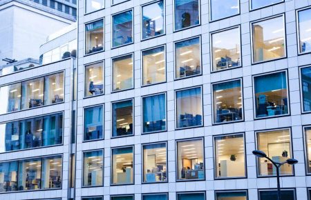 The Unexpected Ways AI Is Changing How Commercial Real Estate Organizations Operate