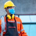 Ontario outdoor workers stay home, others mask up amid wildfire smoke