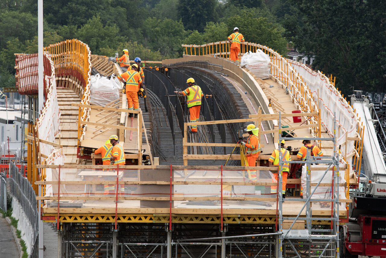 Pedestrian and cyclist bridge under construction over the Barrie rail line in West Toronto
