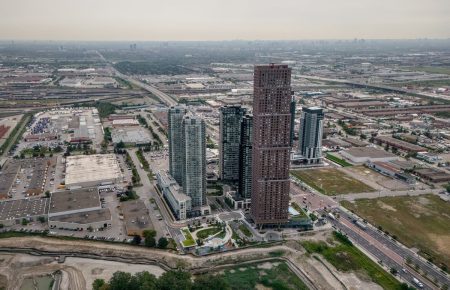 Why Ontario’s Suburban Condo Glut Is a Warning Sign for Preconstruction Investors