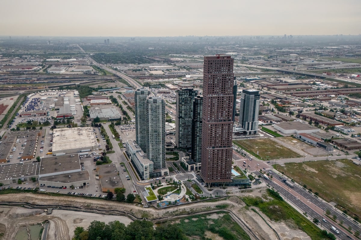 Unsold condo towers in Vaughan Metropolitan Centre