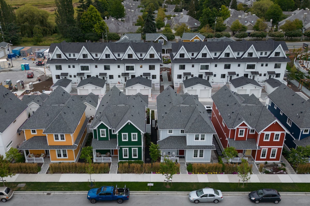 Toronto skyline representing the city's housing supply challenges