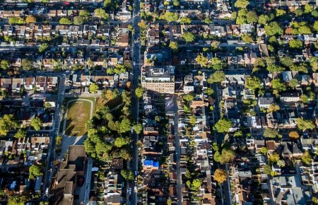 What Days-on-Market Data Is Really Telling GTA Investors Right Now