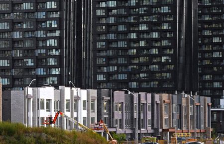 Light to Dark: The Quiet Choreography of Colour in Toronto’s New Townhomes