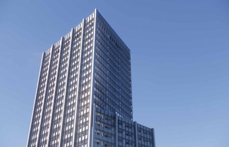 Downtown Toronto’s Vertical Math: What the 200 University Avenue Tower Says About Adding Density to Aging Assets