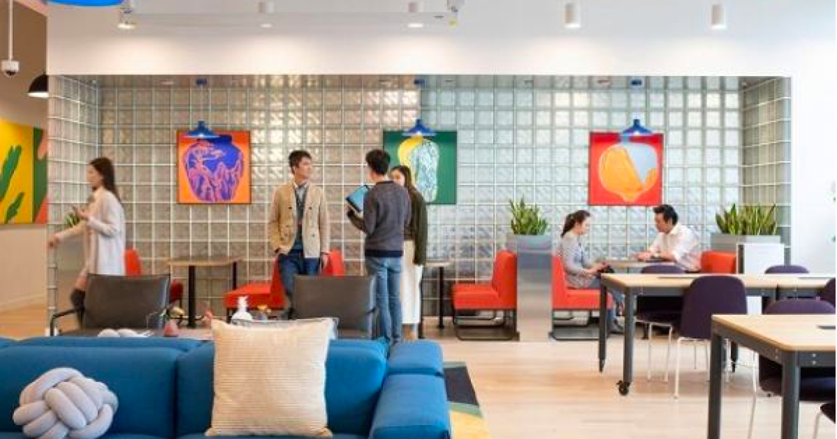 Office workspace representing hybrid attendance patterns and AI driven workplace management