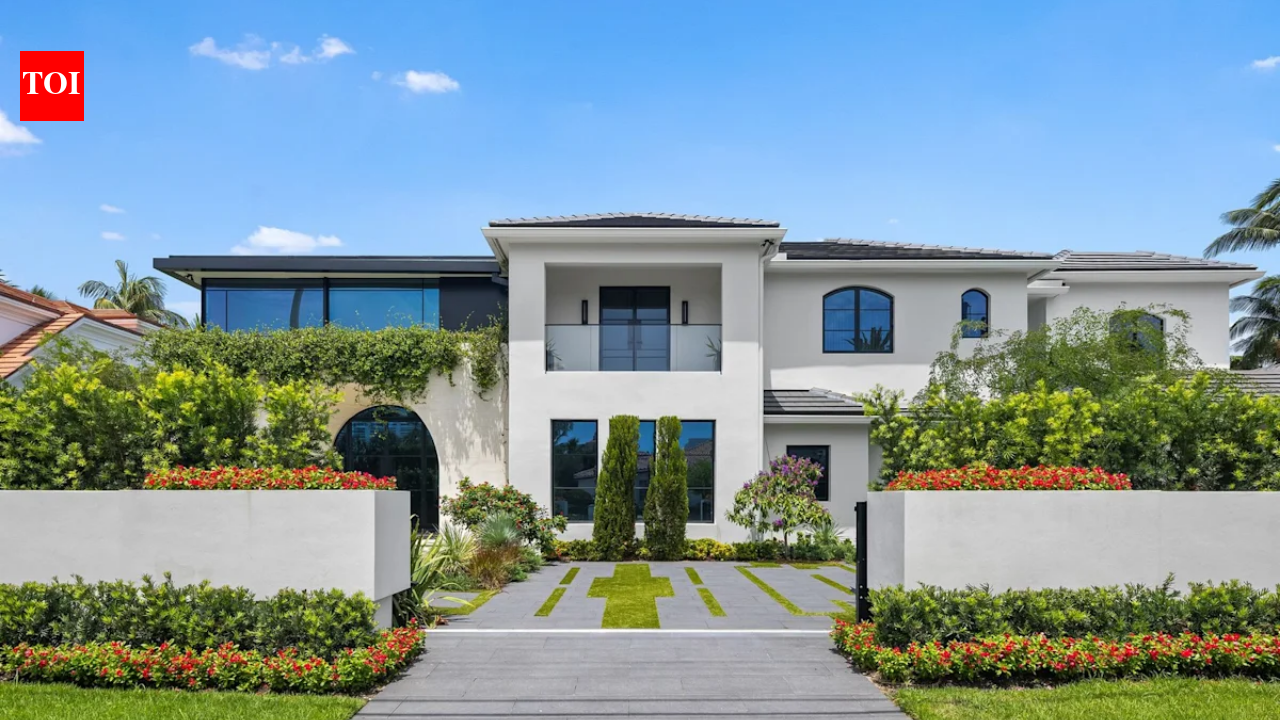 $25 million Boca Raton mansion with 150 feet of waterfront and integrated AI home controls