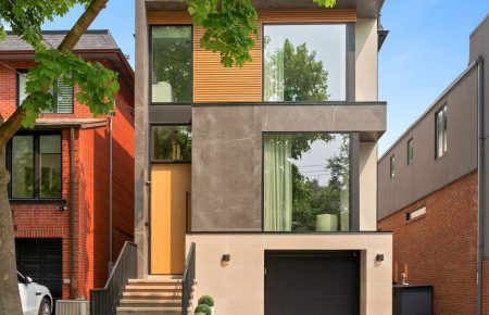 What a .8 Million Price Cut on a Toronto Trophy Home Tells Investors About the Luxury Ceiling